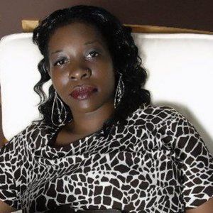 Meet your Posher, Miriam